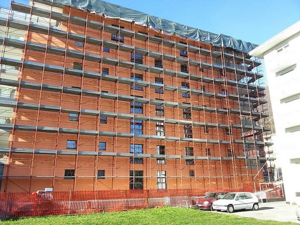 fasáda a kompletné práce interiér,omietky a maľba, bytový dom, Locarno, Švajčiarsko, 2017